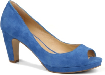 NINE WEST Shipshape suede courts