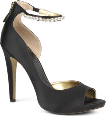 NINE WEST Jusskippy satin embellished courts