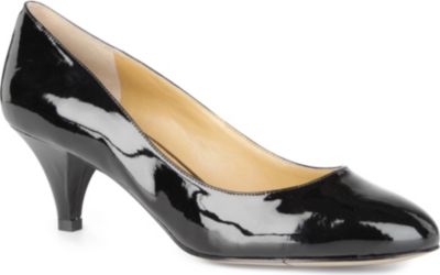 NINE WEST Swaymeso patent courts