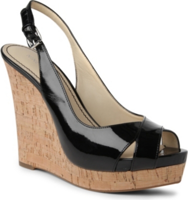 NINE WEST Laffnplay patent wedges