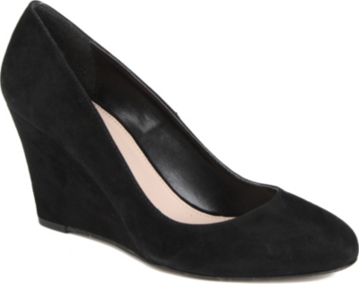 CARVELA Accurate suede wedge courts