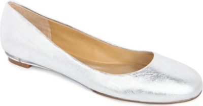 NINE WEST Guzzler metallic leather pumps