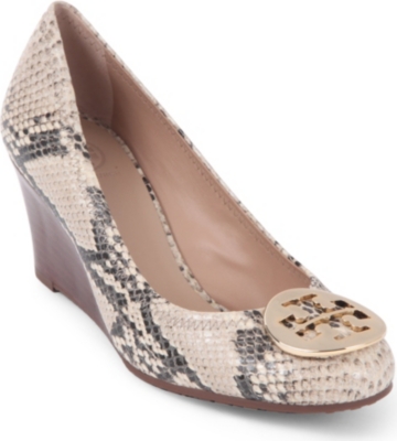 snake print tory burch flip flops