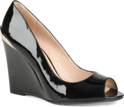 DUNE Covert patent peep-toe wedges