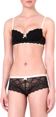 ELLE MACPHERSON INTIMATES Cloud Swinging contour bra range