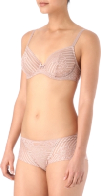 WACOAL Perfectionist underwired bra range