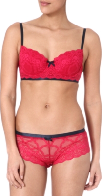 ELLE MACPHERSON INTIMATES Cloud Swing maternity range