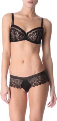 WACOAL Captivation underwired bra range