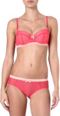 ELLE MACPHERSON INTIMATES Safari Style contour bra range