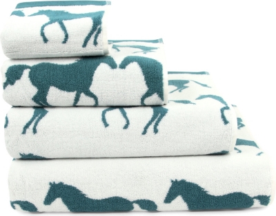 ANORAK Kissing Horses towels