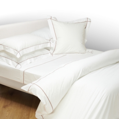 YVES DELORME Athena range