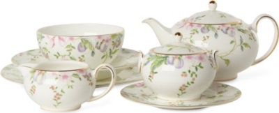 WEDGWOOD Sweet Plum range