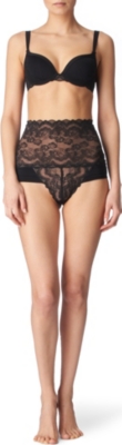 TRIUMPH Delicate range