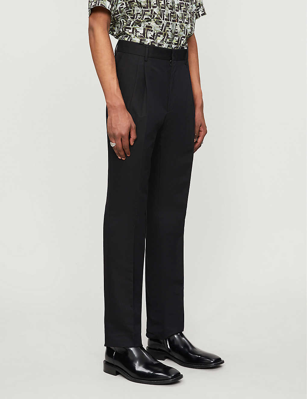 Slim-fit cotton-blend twill trousers(8636403)
