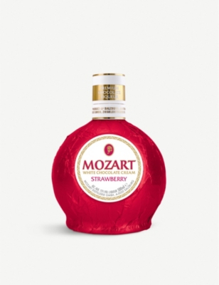 MOZART: Mozart white chocolate cream strawberry liqueur 500ml