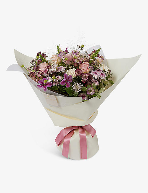 AOYAMA FLOWER MARKET: Sweet Love large bouquet