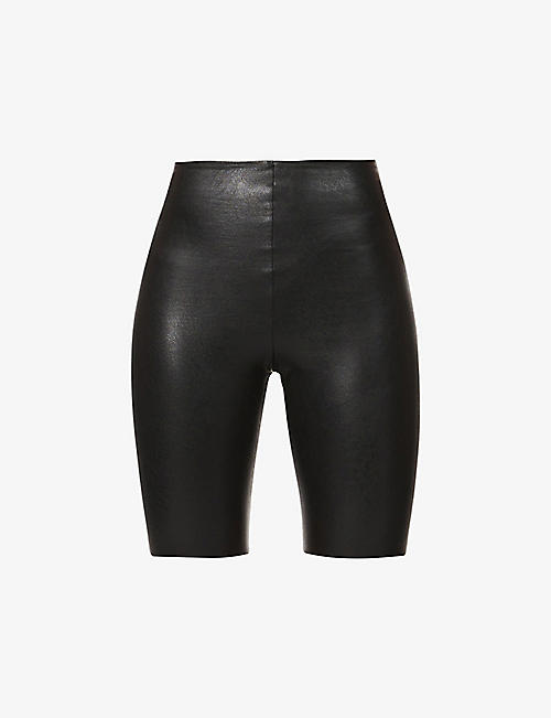 COMMANDO: Fitted high-rise faux-leather shorts