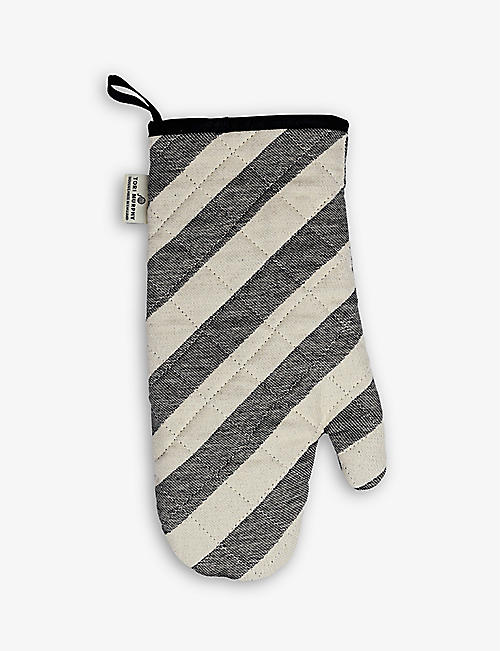 TORI MURPHY: Totto striped cotton-quilted oven glove