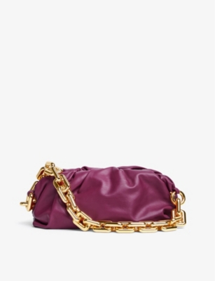 The Chain Pouch medium leather clutch bag(9256000)