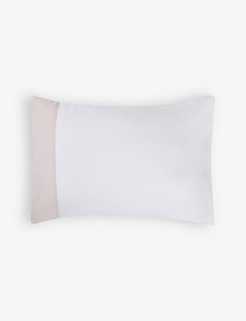 THE WHITE COMPANY: Portobello contrast-border cotton pillowcase 50cm x 75cm