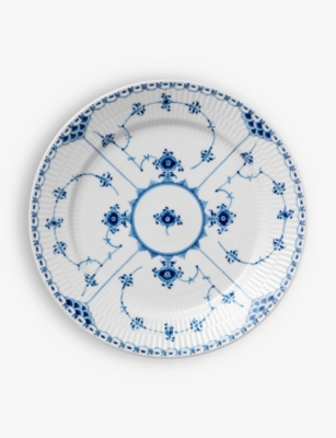 ROYAL COPENHAGEN: Blue Fluted Half Lace porcelain plate 27cm