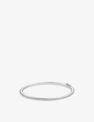 DE BEERS JEWELLERS: DB Classic 18ct white gold and 0.64ct brilliant-cut diamond pavé bangle