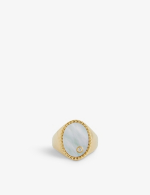 YVONNE LEON: Oval 9ct yellow gold, 0.015ct diamond and mother-of-pearl signet ring