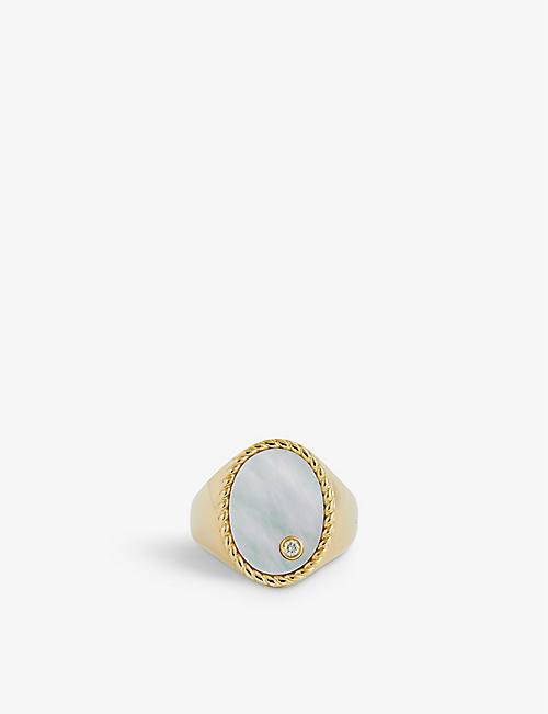 YVONNE LEON: Oval 9ct yellow gold, 0.015ct diamond and mother-of-pearl signet ring