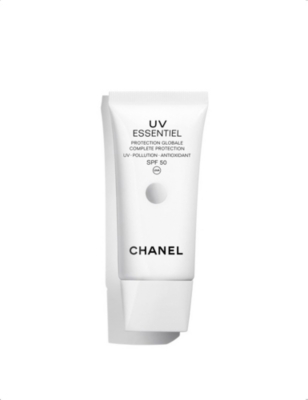 CHANEL: <strong>UV ESSENTIEL</strong> Complete Protection Antioxidant SPF50 30ml