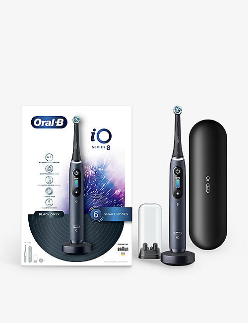 SMARTECH: Oral B iO8 electric toothbrush with travel case