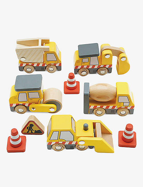 LE TOY VAN: Construction certified-wood toy set