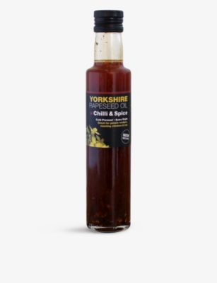 YORKSHIRE RAPESEED OIL: Yorkshire Rapeseed cold-pressed extra-virgin rapeseed oil with chilli and spice 199ml