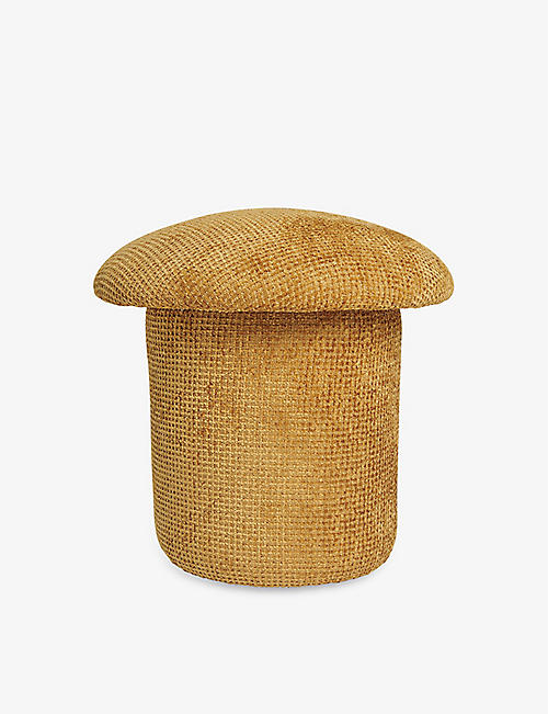 ASSIEDS - TOII: Bouclé upholstered woven mushroom stool 50cm