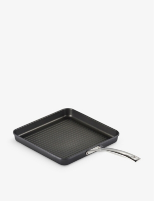 LE CREUSET: Toughened Non-Stick square grill pan with long handle 28cm