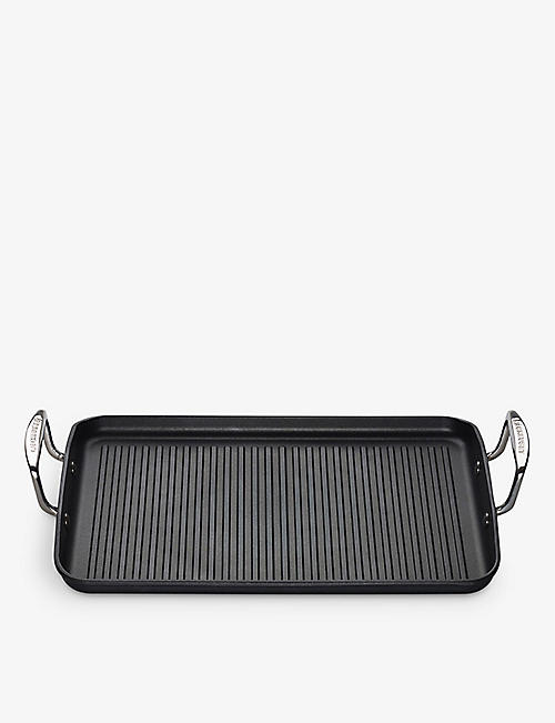LE CREUSET: Toughened Non-Stick ribbed rectangular grill 35cm x 25cm