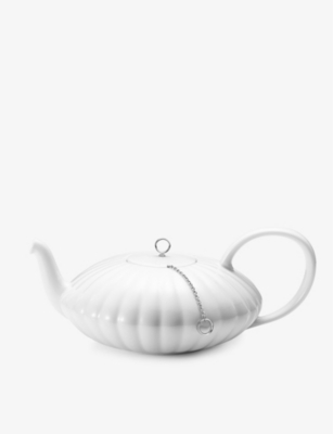 GEORG JENSEN: Bernadotte porcelain tea pot and infuser 11.7cm