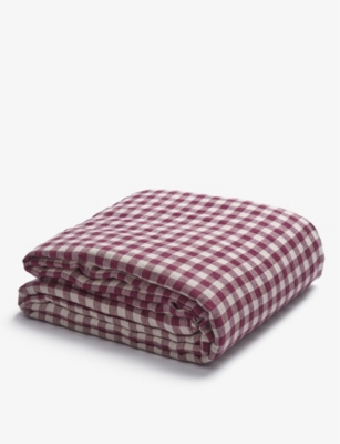 PIGLET IN BED: Gingham-pattern super king linen duvet cover