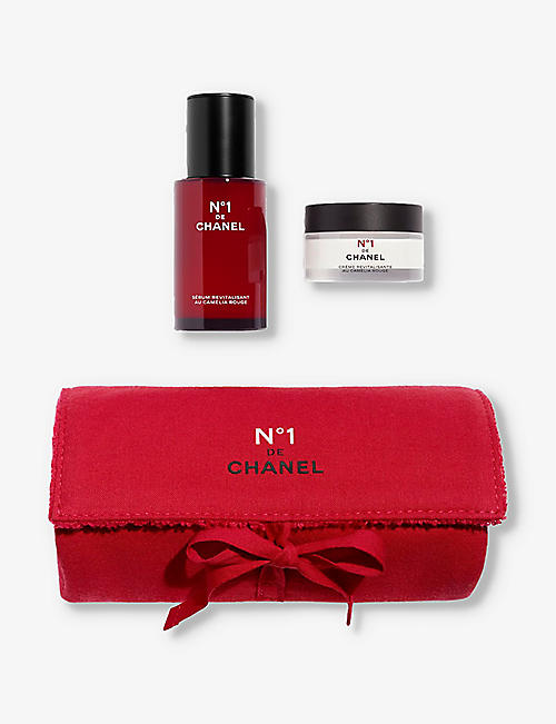 CHANEL: <strong>N°1 DE CHANEL REVITALIZING AND NOURISHING DUO</strong> gift set