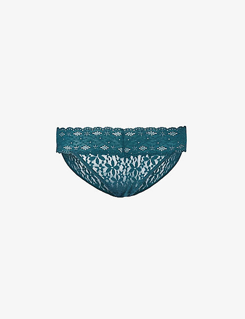 WACOAL: Halo floral-pattern lace briefs