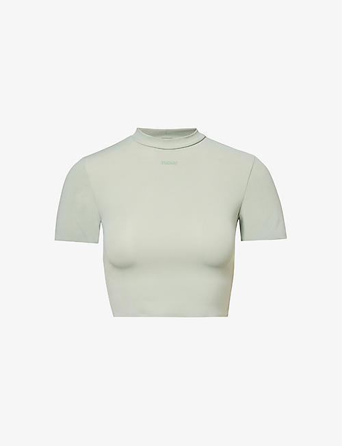 GYMSHARK: Everywear Comfort logo-embossed cropped stretch-jersey T-shirt