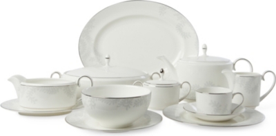 VERA WANG @ WEDGWOOD Trailing Vines range