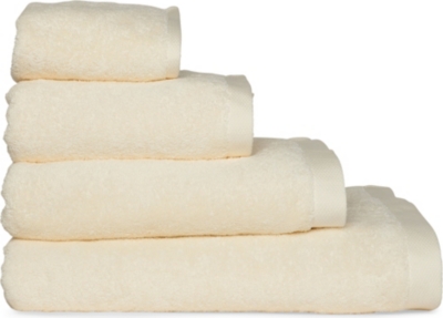 SELFRIDGES Cream towels