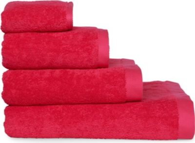 SELFRIDGES Pink towels
