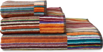 MISSONI HOME Jazz modern brights towel range
