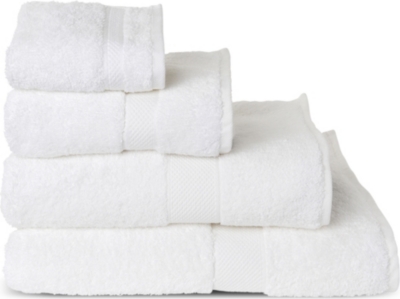 SHERIDAN Luxury Egyptian snow towels