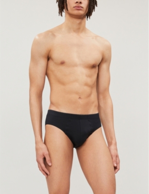 Hanro Mens Black Basic Slim-fit Cotton Briefs In Black