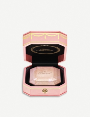 TOO FACED Diamond Light highlighter