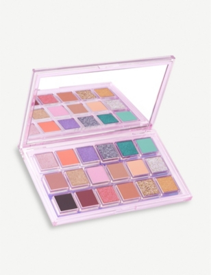 HUDA BEAUTY Mercury Retrograde eyeshadow palette