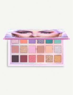HUDA BEAUTY: Mercury Retrograde eyeshadow palette
