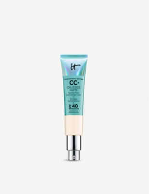 IT COSMETICS: Your Skin But Better CC+ Oil-Free Matte with SPF 40 32ml